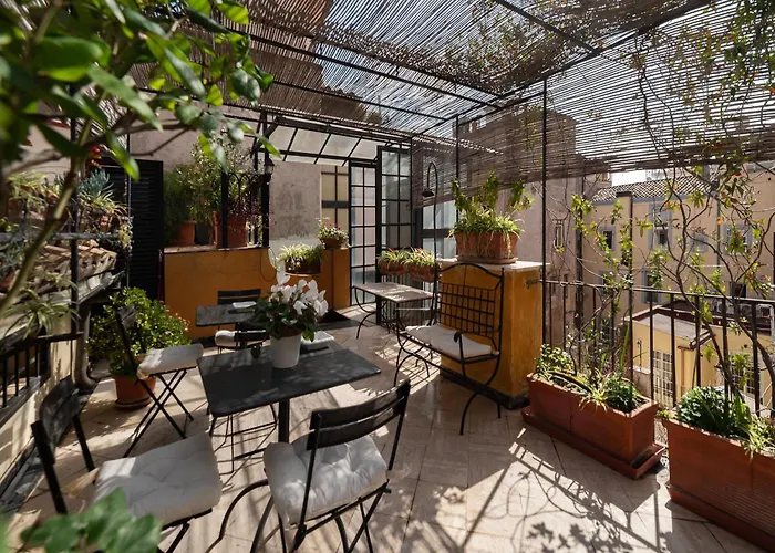 Δωμάτια σε οικογενειακή κατοικία Orange With Bathroom And Shared Terrace