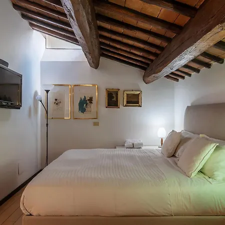 Orange With Bathroom And Shared Terrace * Rome