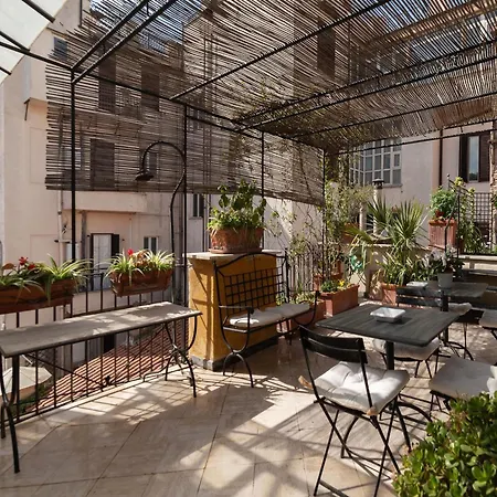 Orange With Bathroom And Shared Terrace * Rzym