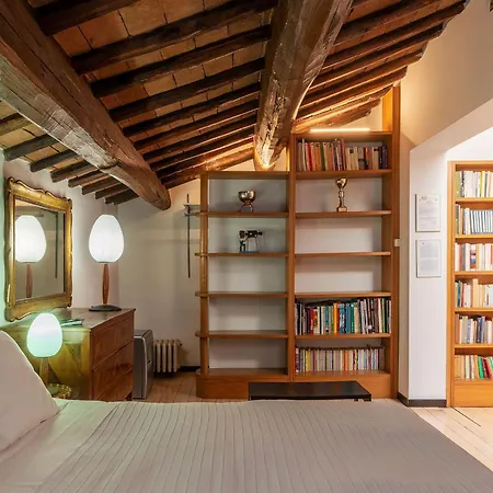 ホームステイ Orange With Bathroom And Shared Terrace *
