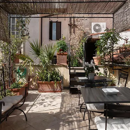 Privat bolig Orange With Bathroom And Shared Terrace *